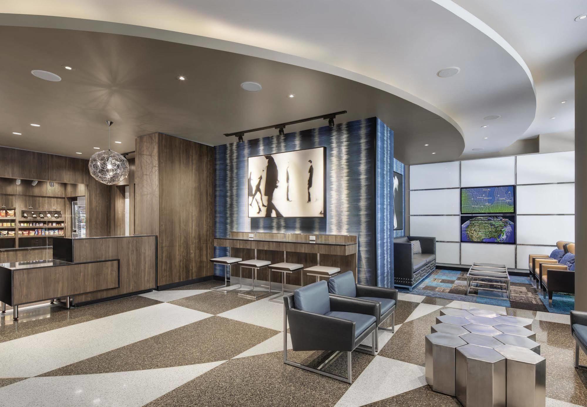 Fairfield Inn And Suites Chicago Downtown/ Magnificent Mile Екстер'єр фото